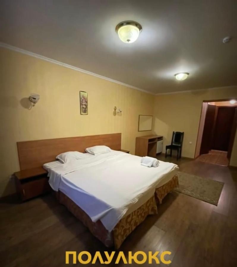 Zhassybi Hotel Astaná Exterior foto