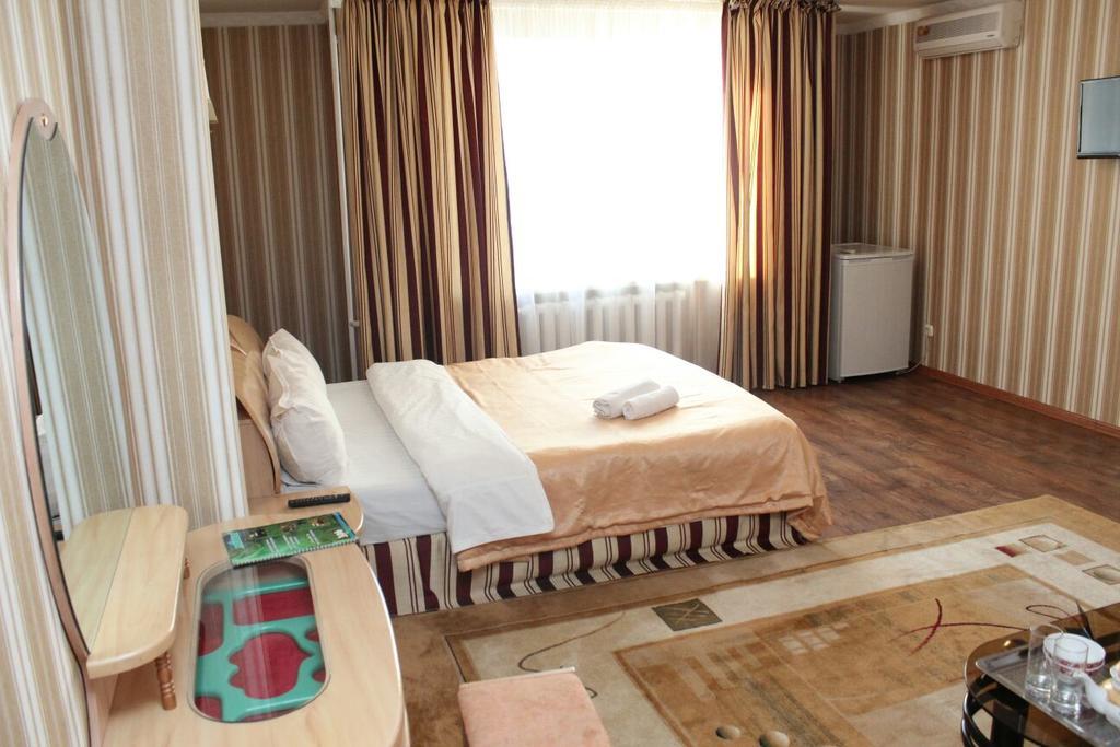 Zhassybi Hotel Astaná Exterior foto